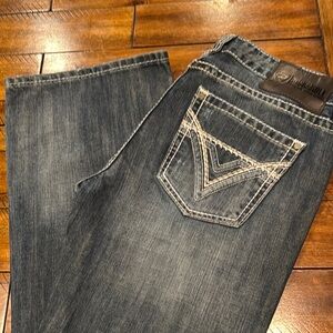 Like new Men’s Rock & Roll Denim Pistol Bootcut Jeans. Size 33x32.